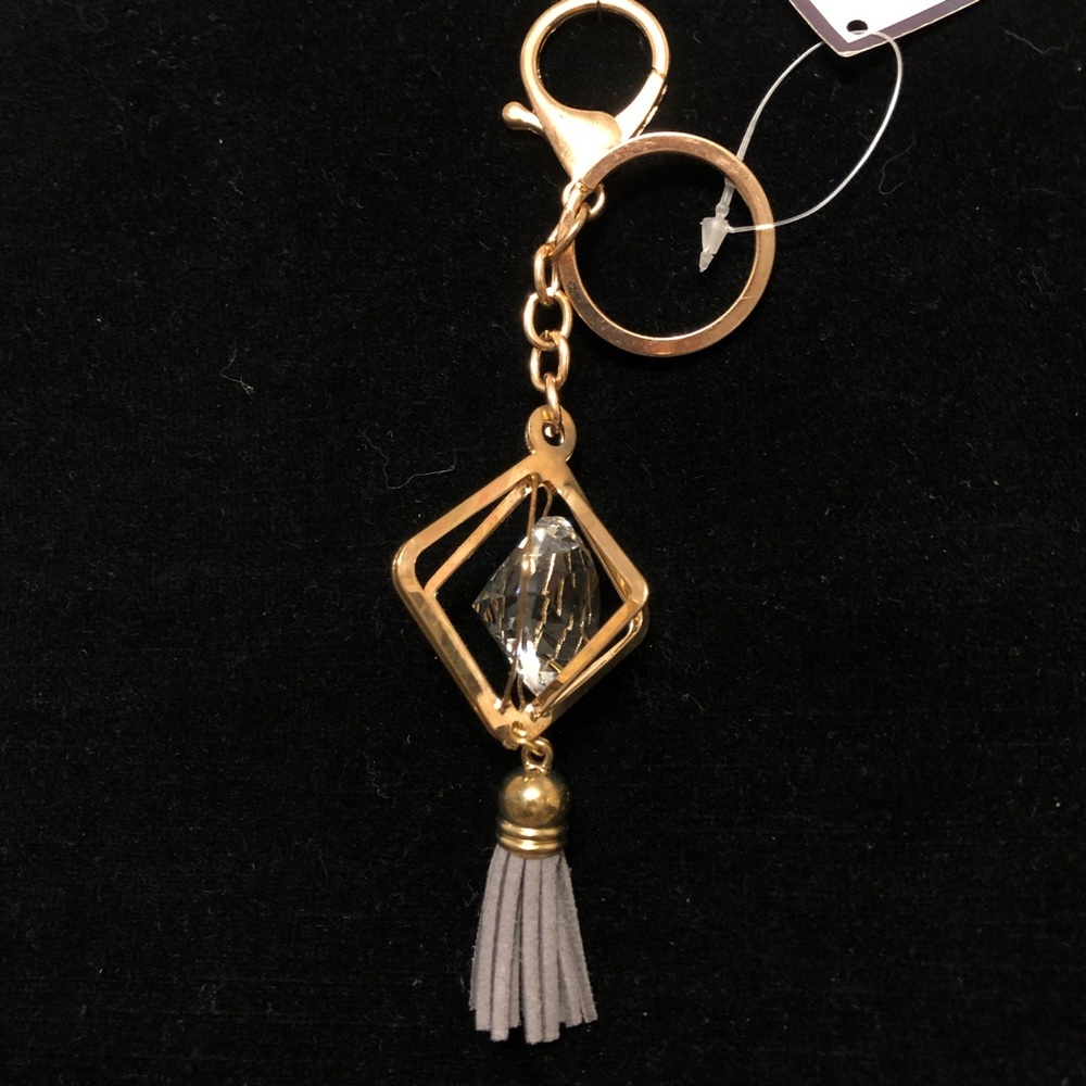 🍃🌸 Gold Tassel Geometric Crystal Keychain 🌸🍃